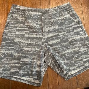Lululemon Pace Breaker L Short - [Multi Algorithim Jacquard Obsidian Alpine]